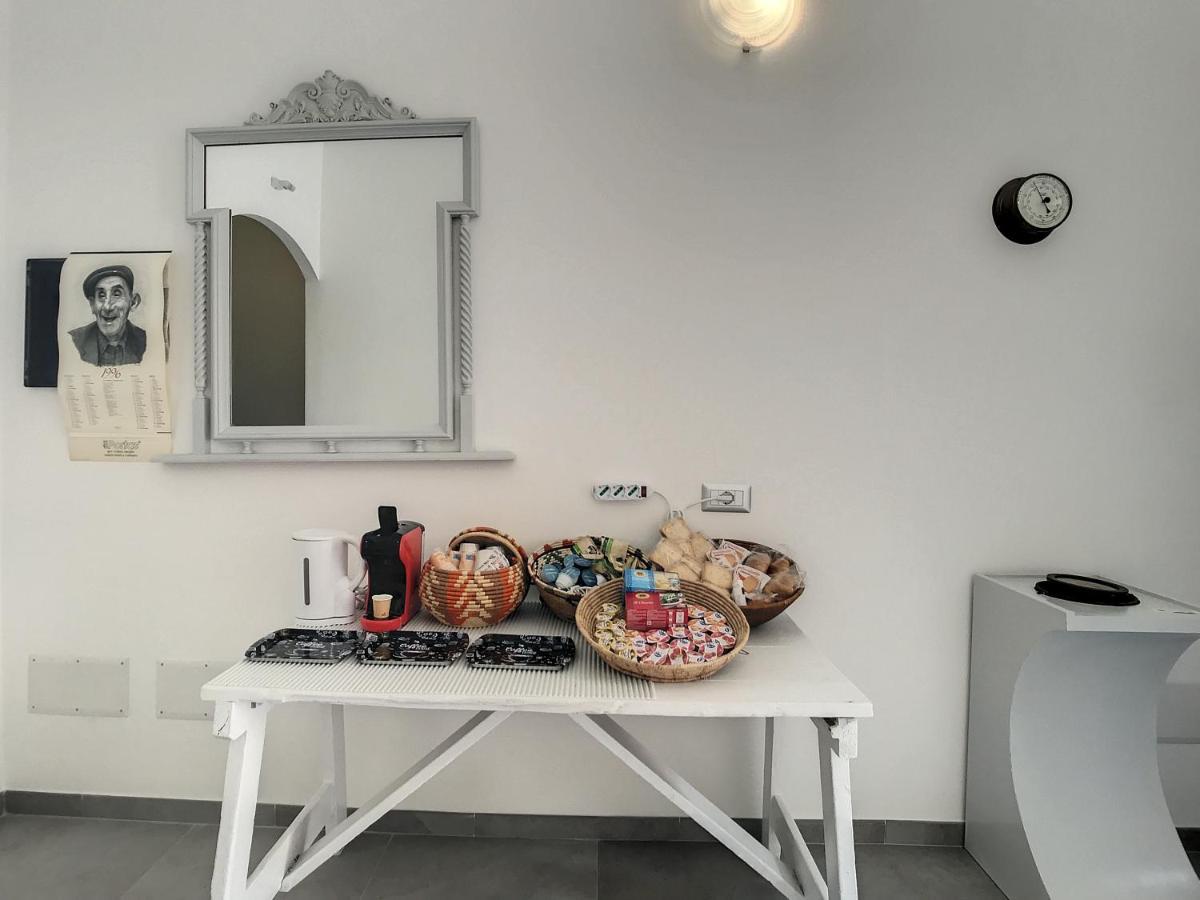 Il Bed And Breakfast Al Centro Castelsardo Exteriör bild